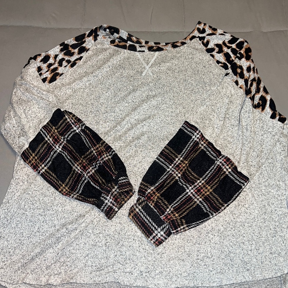 Maurice’s top